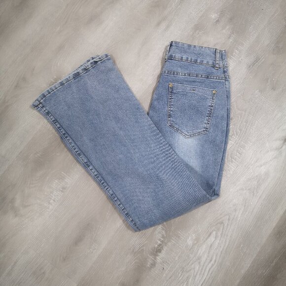 NWT NV Felix Ladies Size Large Lighter Wash Flare Leg Blue Jeans - Picture 10 of 14